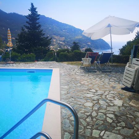 Elegant And Sea View Excelsior Apartment Levanto Luaran gambar