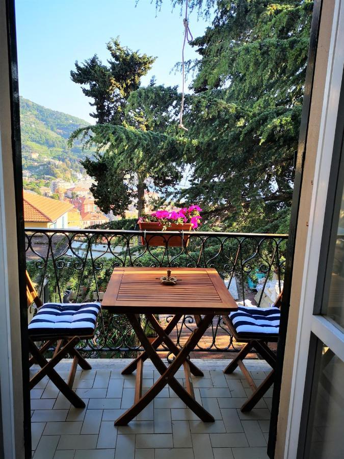 Elegant And Sea View Excelsior Apartment Levanto Luaran gambar