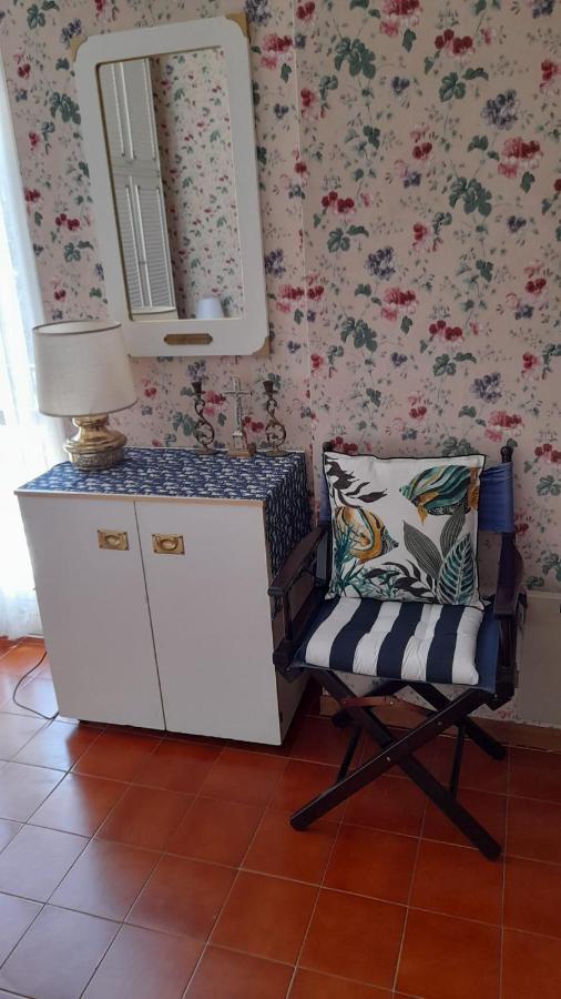 Elegant And Sea View Excelsior Apartment Levanto Luaran gambar