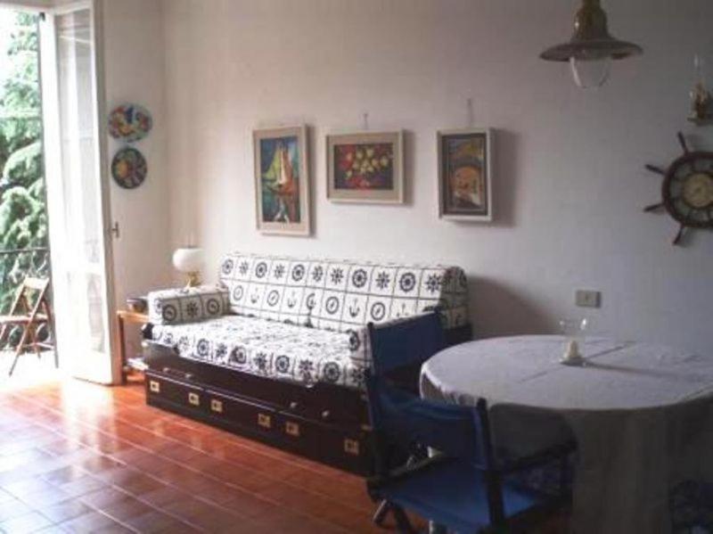 Elegant And Sea View Excelsior Apartment Levanto Luaran gambar
