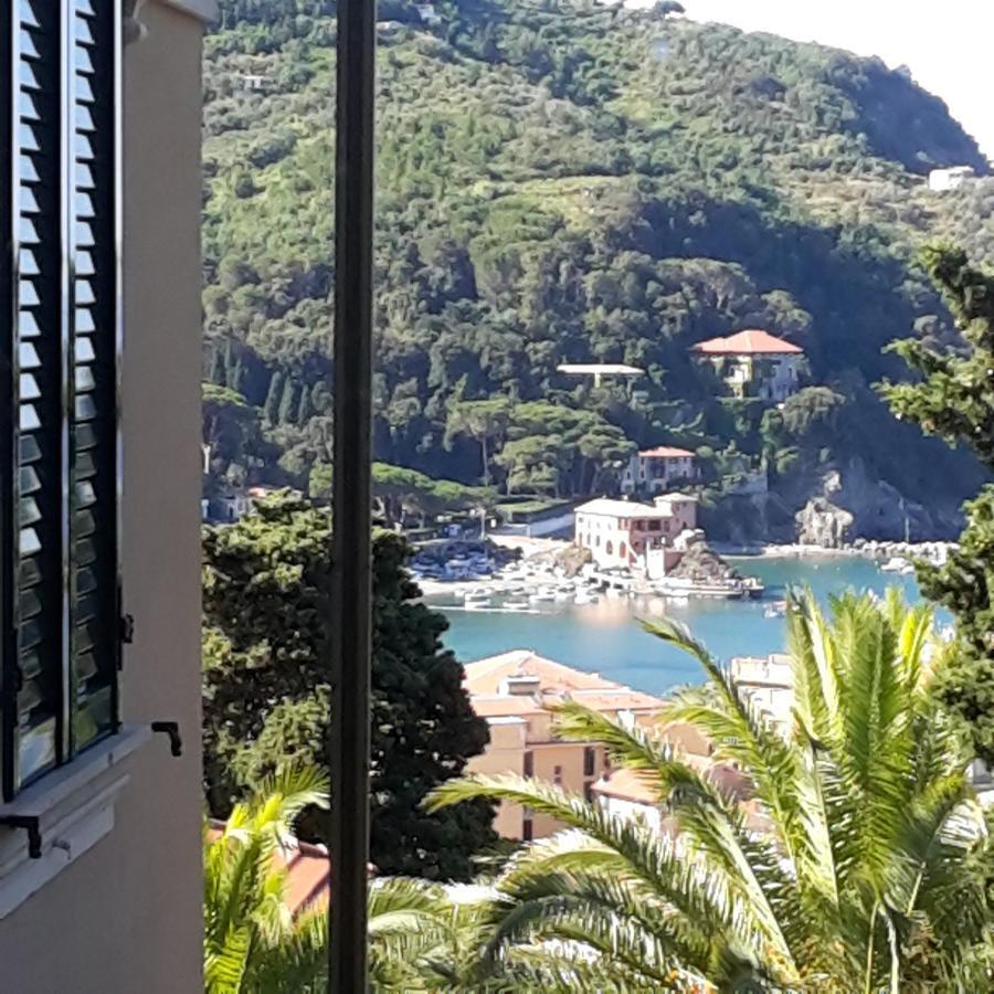 Elegant And Sea View Excelsior Apartment Levanto Luaran gambar