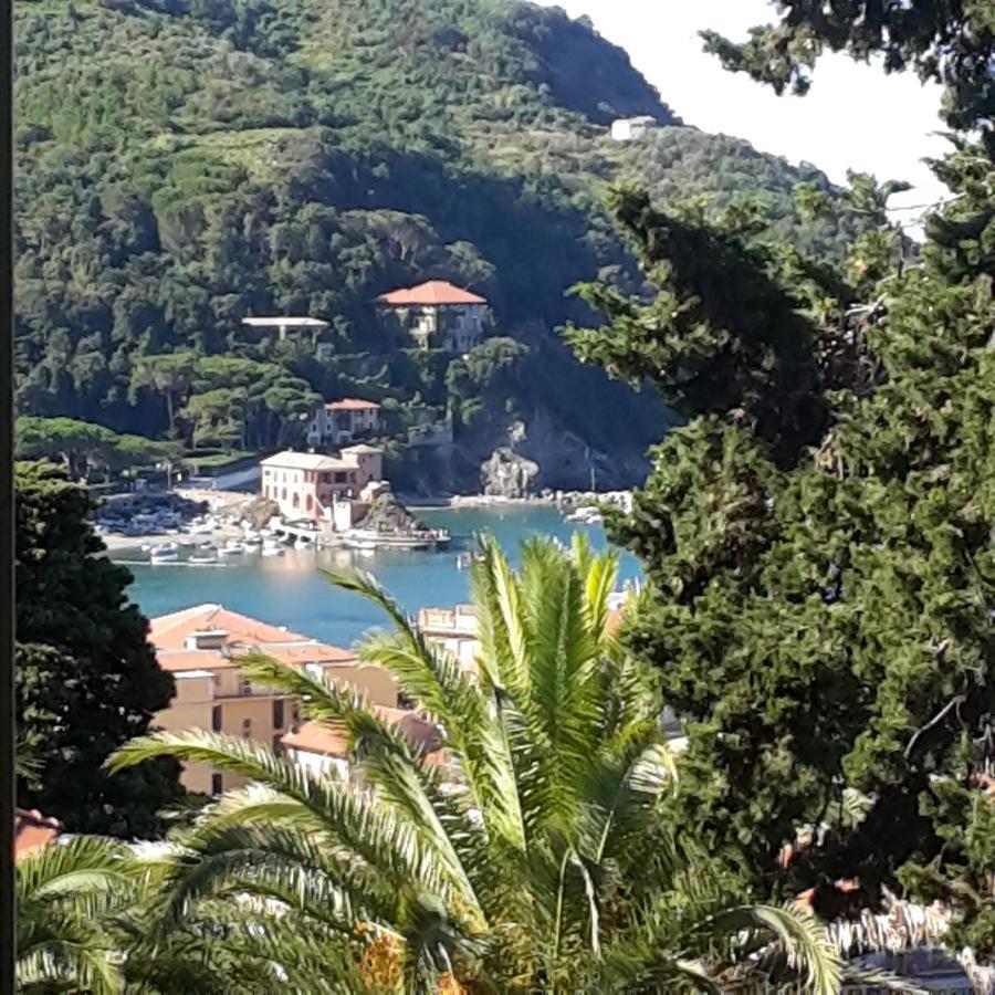 Elegant And Sea View Excelsior Apartment Levanto Luaran gambar