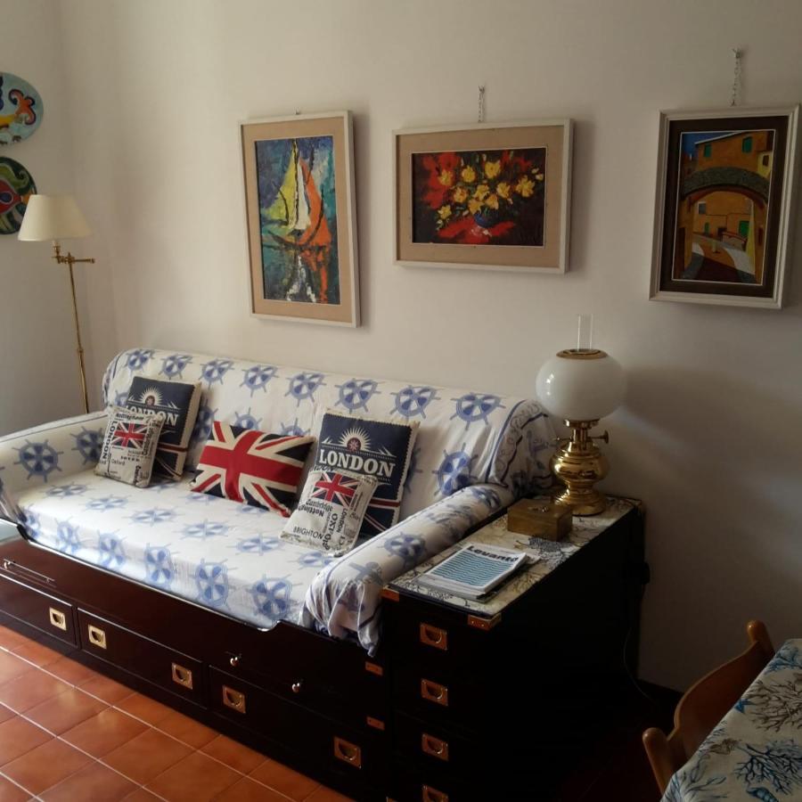 Elegant And Sea View Excelsior Apartment Levanto Luaran gambar